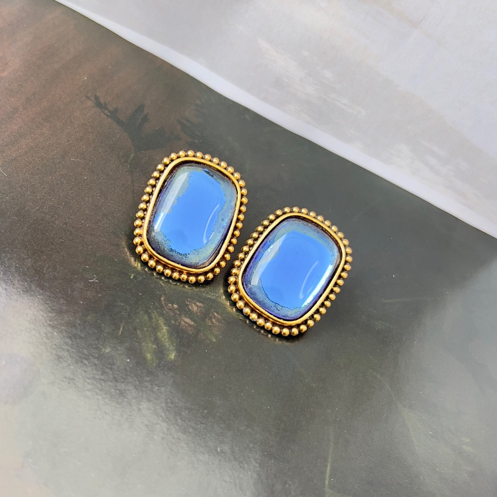 SOLD! Auth YSL Earrings • Authentic Yves Saint Laurent Blue Cabochon Clip Ons - Picture 6 of 9